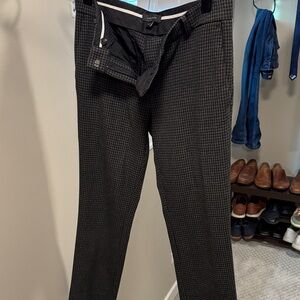 Ann Taylor Houndstooth Trousers in Black and Gray GUC size 4
